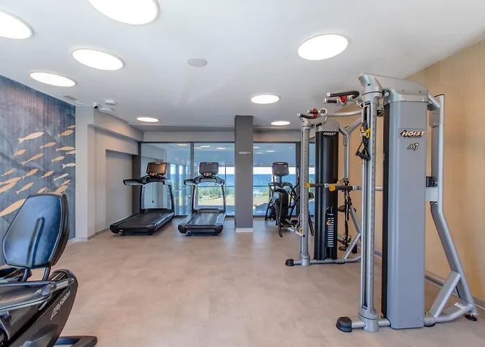 Hevenia 8 דירה רבאל